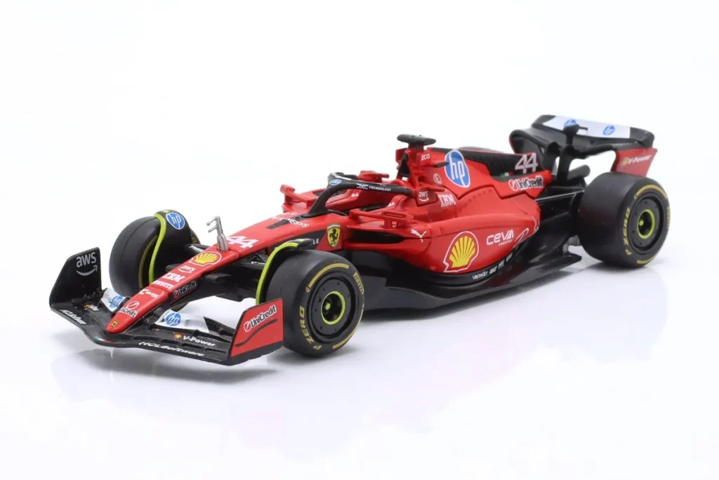 โมเดลรถ 1:43 Ferrari SF-23 #44 Lewis Hamilton 1st Rollout Fiorano Test Januar Formel ปี 2025 Bburago 18-36836 #44