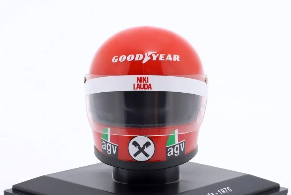 หมวกนักแข่งจำลอง 1:5 Ferrari 312T #12 Niki Lauda ฟอร์มูล่าวัน ปี 1975 Spark