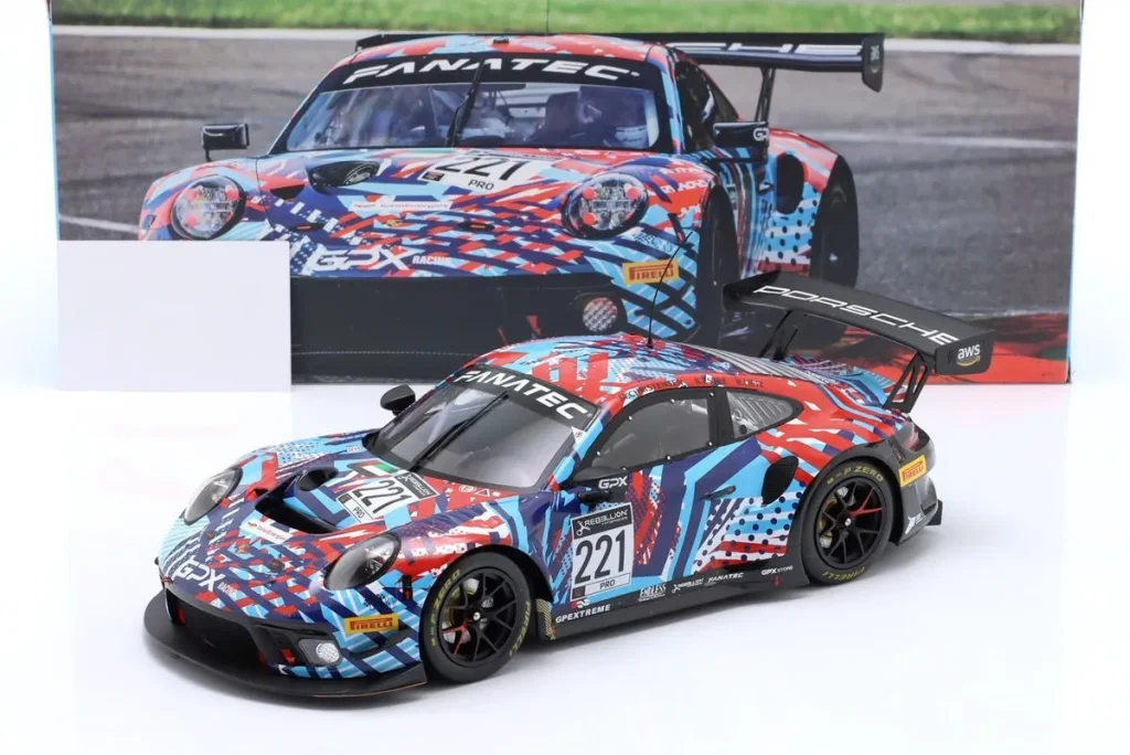 โมเดลรถ 1:18 Porsche 911 (991 II) GT3 R #221 Richard Lietz, Michael Christensen, Kevin Estre Testtage 24h Spa ปี 2022 Ixo
