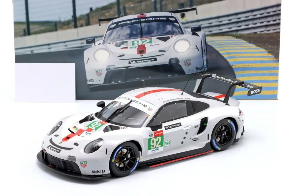 โมเดลรถ 1:18 Porsche 911 RSR-19 #92 Kévin Estre, Neel Jani, Michael Christensen 24 ชั่วโมง เลอมังส์ ปี 2021 Ixo