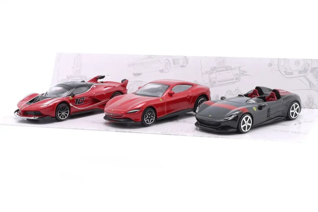 车型 1:43 Ferrari Monza SP2 / Ferrari FXX-K #10 / Ferrari Roma 红色 / 黑色 Bburago