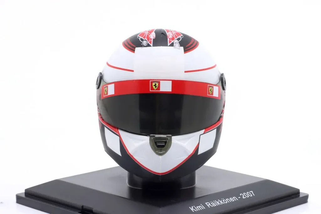 หมวกนักแข่งจำลอง 1:5 Ferrari F2007 #6 Kimi Räikkönen ฟอร์มูล่าวัน ปี 2007 Spark