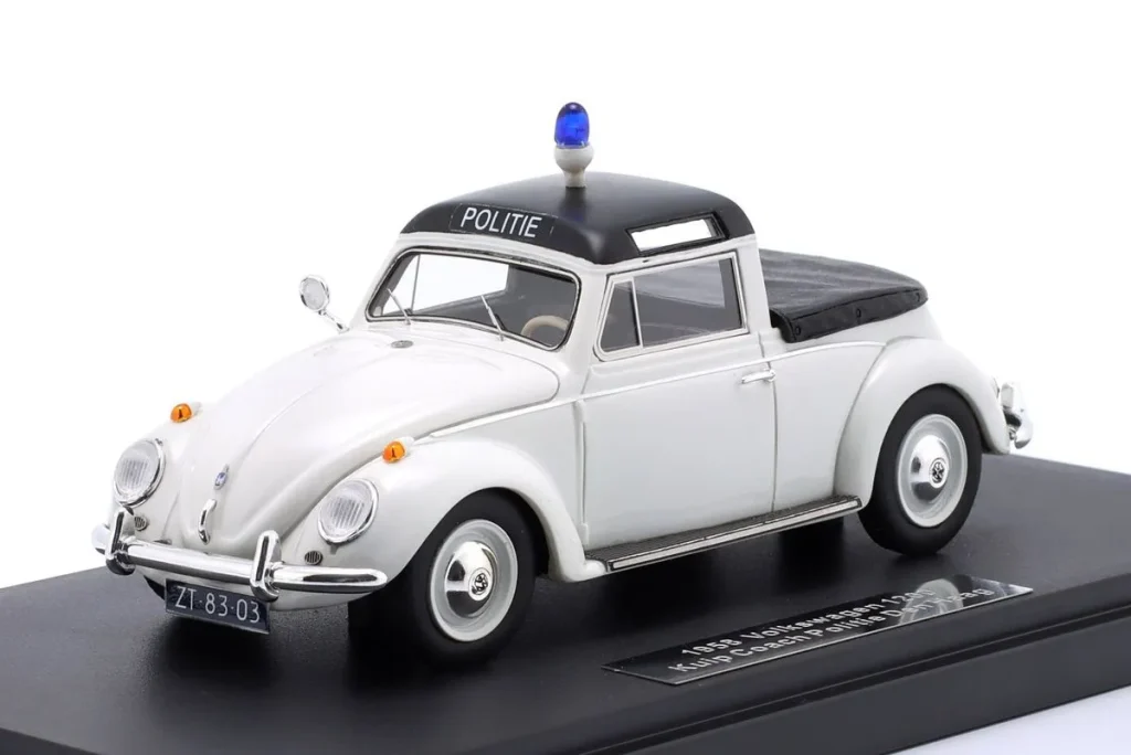 车型 1:43 Volkswagen VW Käfer 1200 Kuip Coach Polizei Den Haag / geschlossene Version 年 1958 白色 Matrix