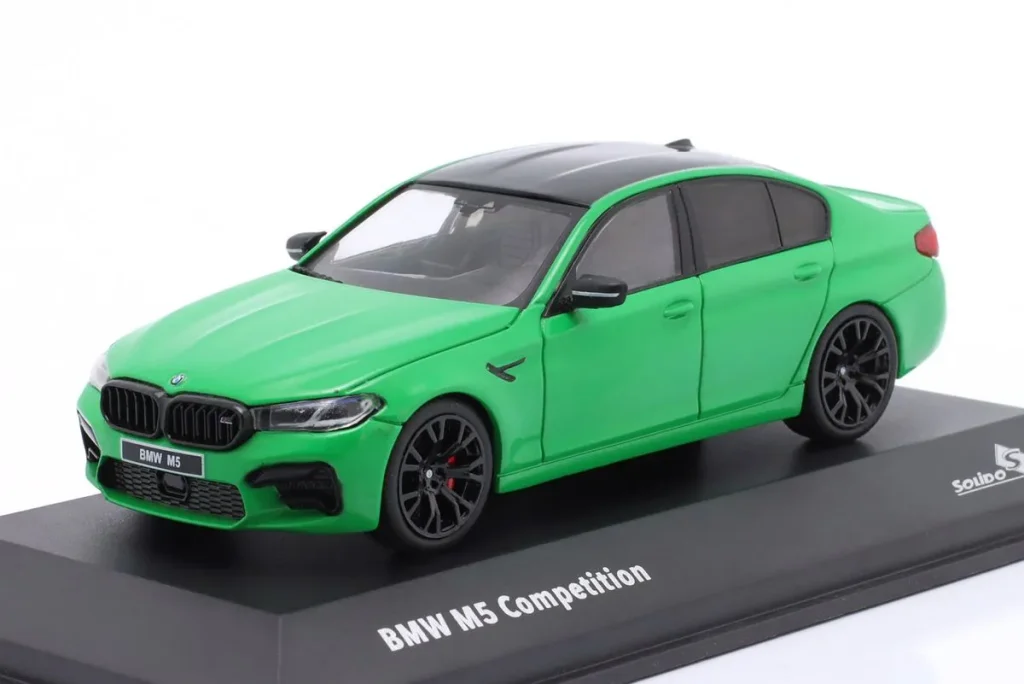 Model 1:43 BMW M5 (F90) Competition year 2022 green Solido