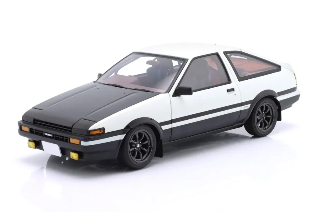 车型 1:18 Toyota Sprinter Trueno (AE86) “Project D” Final Version 30th Anniversery 白色 / 黑色 AUTOart