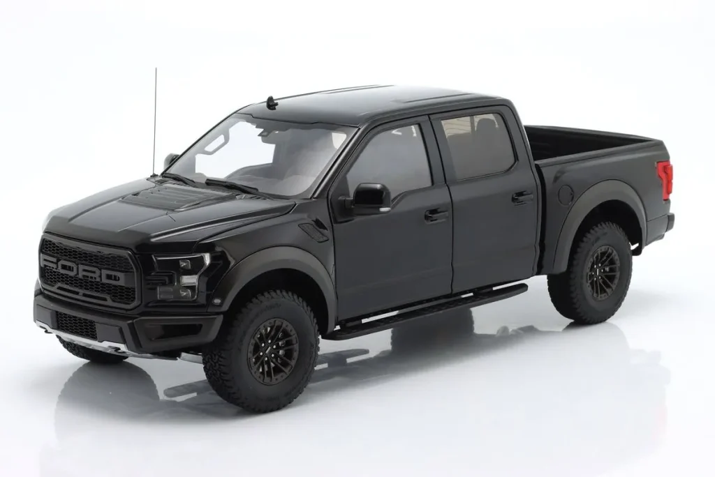 Model 1:18 Ford F-150 Raptor Supercrew year 2019 Black AUTOart