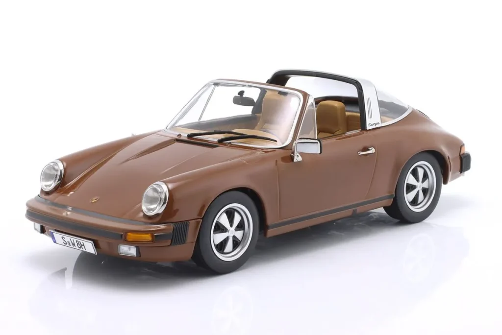 โมเดลรถ 1:18 Porsche 911 SC Targa Thorsten Lannert (Richy Müller) Fernsehserie “Tatort Stuttgart” ปี 1975 สีน้ำตาล KK-Scale
