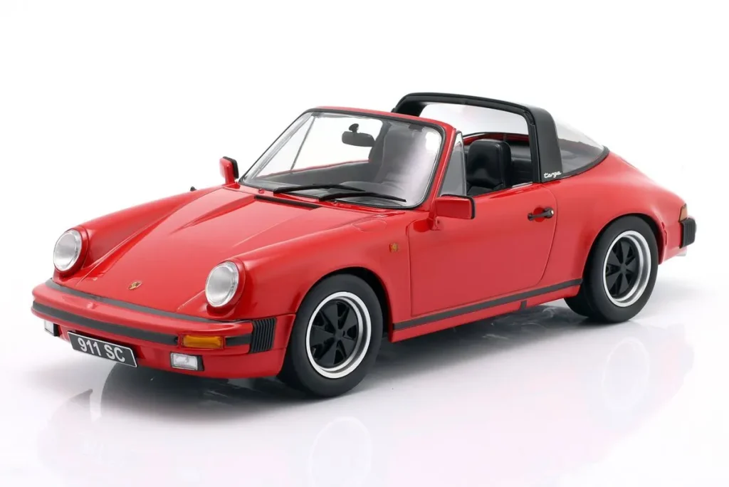 โมเดลรถ 1:18 Porsche 911 SC Targa ปี 1983 สีแดง KK-Scale