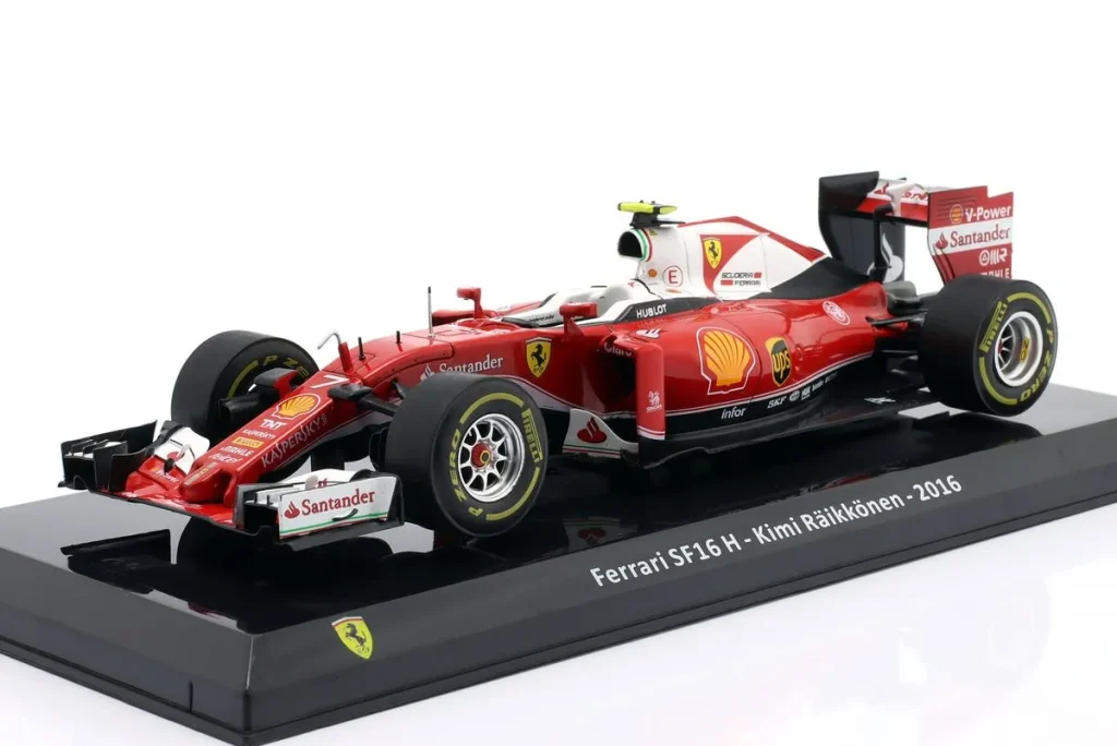 โมเดลรถ 1:24 Ferrari SF16-H #7 Kimi Räikkönen ฟอร์มูล่าวัน ปี 2016 Premium Collectibles