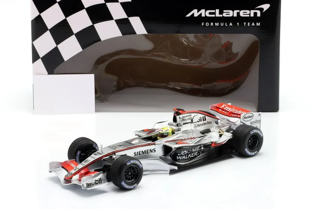 车型 1:18 McLaren MP4/21 Lewis Hamilton 一级方程式 Test Jerez (Spanien) Oktober 年 2006 Minichamps
