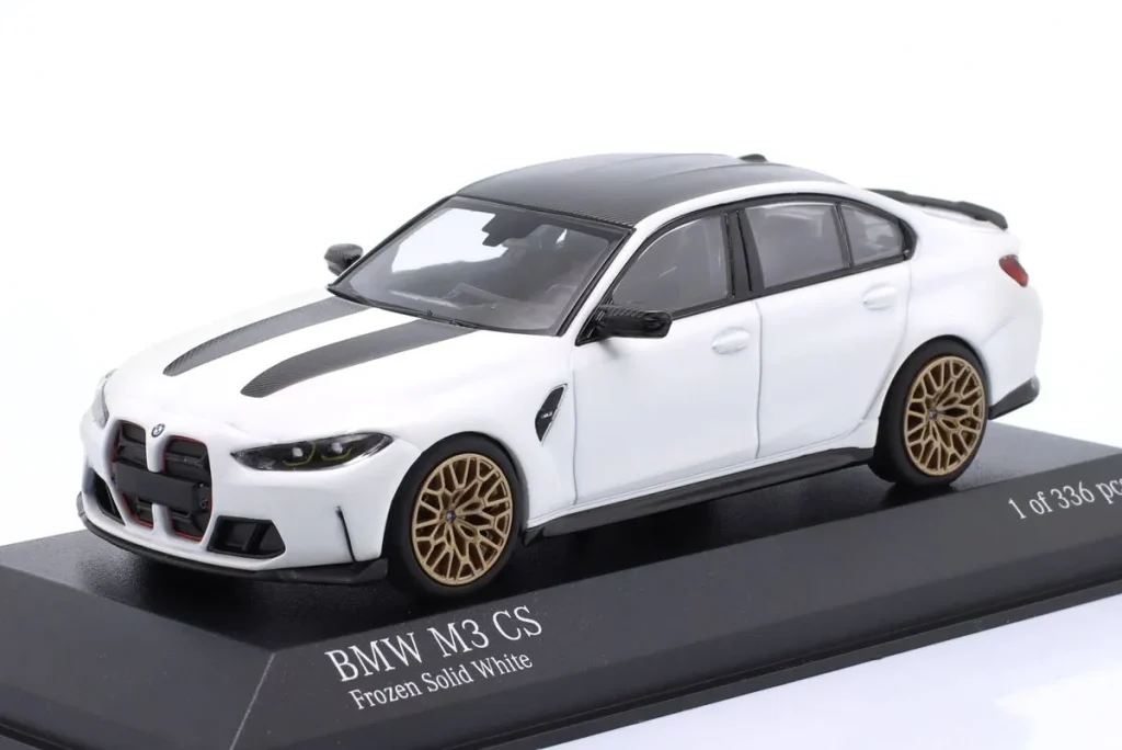 โมเดลรถ 1:43 BMW M3 CS ปี 2023 สีขาวด้าน (frozen solid white) Minichamps