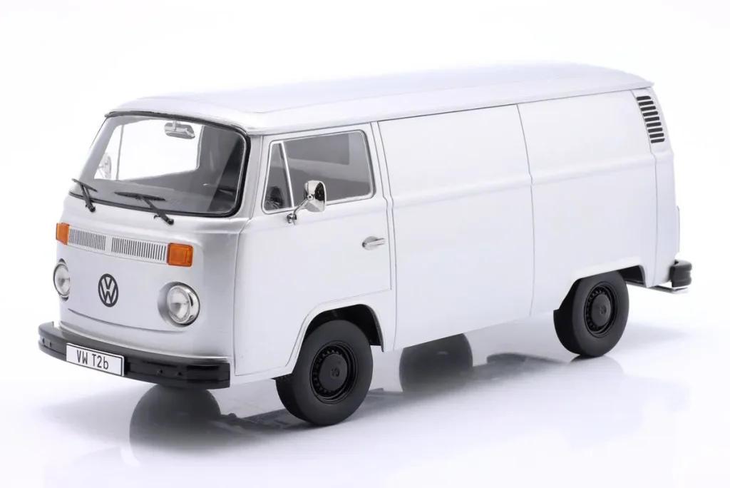 车型 1:18 Volkswagen VW T2b Kastenwagen 年 1972 银色 KK-Scale