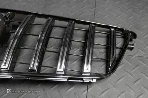 กระจังหน้า W204 C-Class ทรง GT สีดำ-โครเมี่ยม