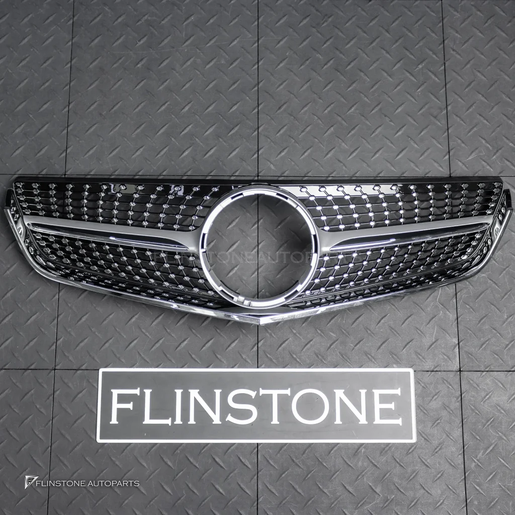 กระจังหน้า W207 E-Class Coupe ทรง Diamond สีเงิน-โครเมี่ยม