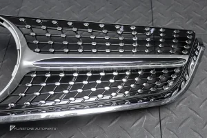 กระจังหน้า W207 E-Class Coupe ทรง Diamond สีเงิน-โครเมี่ยม