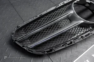 กระจังหน้า W212 E-Class Facelift ทรงเดิมติดรถ