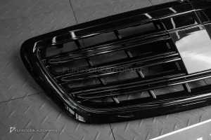 กระจังหน้า W222 S-Class ทรง S65 AMG สีดำเงา