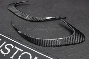 คิ้วช่องลมหลัง Carbon Fiber C257 CLS-Class