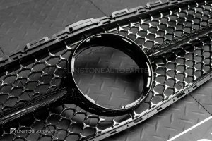 กระจังหน้า W205 C-Class ทรง Diamond W206