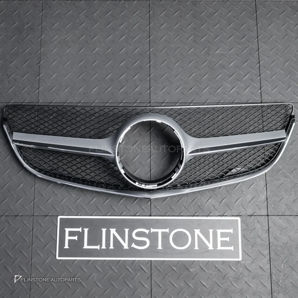 กระจังหน้า W207 E-Class Coupe Facelift ทรงเดิมติดรถ มีกล้องหน้า สีเทา-โครเมี่ยม แท้ A2078803183