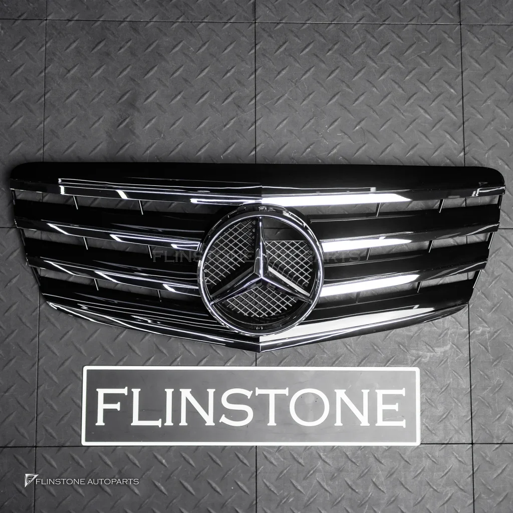กระจังหน้า W211 E-Class 2007-2009 ทรง Sport 4 ก้าน สีดำ-โครเมี่ยม