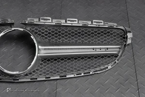 กระจังหน้า W205 C-Class ทรง C63 AMG (แท้)