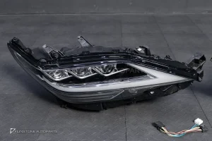ไฟหน้าเปลี่ยนโฉม Lexus LM300h สำหรับ Toyota Alphard – Veflire