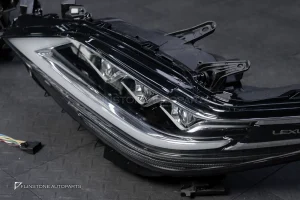 ไฟหน้าเปลี่ยนโฉม Lexus LM300h สำหรับ Toyota Alphard – Veflire