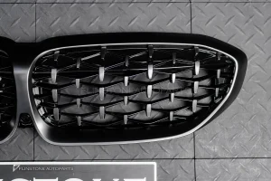 กระจังหน้า BMW G20 Series 3 มีกล้องหน้า ทรง Diamond Cerium Grey