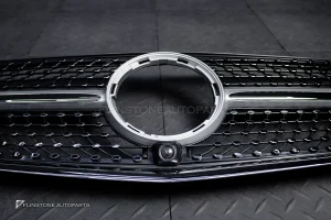 กระจังหน้า W447 V-Class ทรง Diamond มีกล้อง