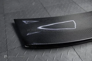 สปอยเลอร์ท้าย Carbon Fiber สำหรับ Porsche Taycan ทรง Mansory