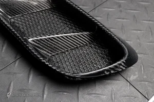 ครอบช่องลม ซุ้มล้อหลัง Carbon Fiber Porsche 718 Cayman ทรง เดิมติดรถ
