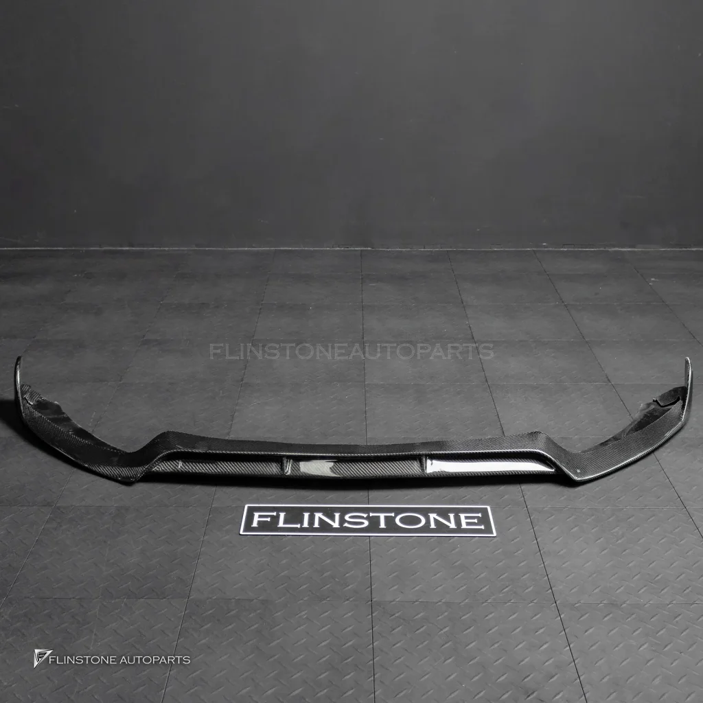 ลิ้นหน้า Carbon Fiber W205 C-Class ทรง BRABUS สำหรับกันชน Avantgarde
