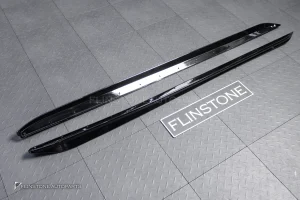 สเกิร์ตข้าง BMW G20 series 3 ทรง M Performance สีดำเงา