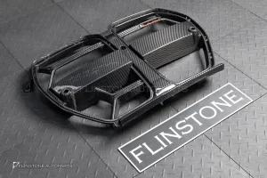 กระจังหน้า Dry Carbon USUS Autoclave สำหรับ BMW M4 G82 ทรง M4 CSL