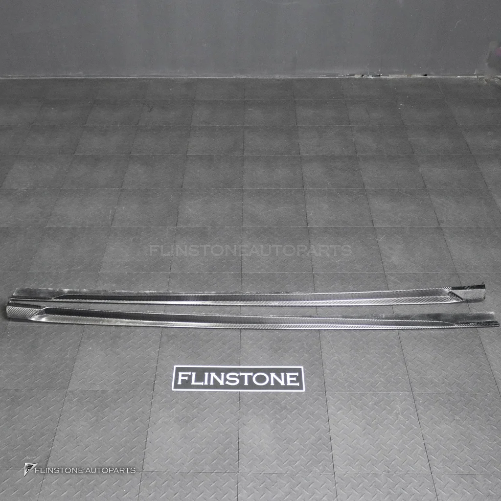สเกิร์ตข้าง Carbon Fiber X6 G06 ทรง Larte design