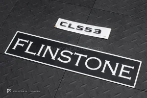 โลโก้ CLS53 สีดำเงา