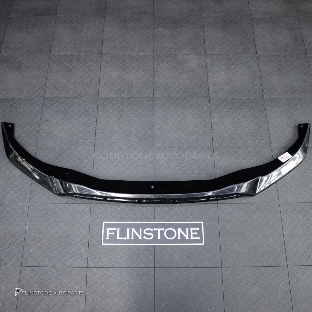 ลิ้นหน้า BMW G32 series 6 ทรง Maxton Design สีดำเงา
