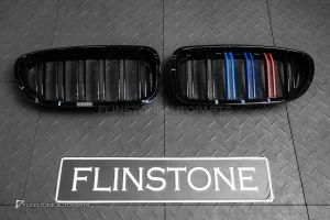 กระจังหน้า BMW F10 Series 5 เส้นคู่ ดำเงา มีแถบ 3 สี