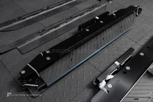 บันไดไฟฟ้า สำหรับ Lexus LM350 LM500