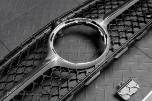 กระจังหน้า W206 C-Class ทรง Diamond แท้ A2068882100