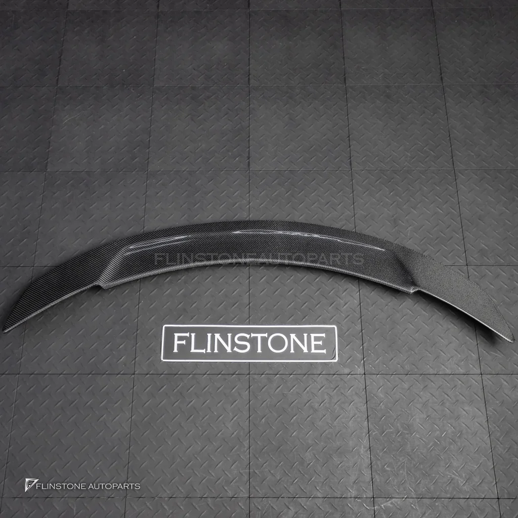 สปอยเลอร์ท้าย Carbon fiber C257 CLS-Class ทรง Renntech