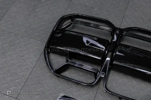 กระจังหน้า สำหรับ BMW G22 Series 4 ทรง CSL สีดำเงา