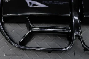 กระจังหน้า สำหรับ BMW G22 Series 4 ทรง CSL สีดำเงา