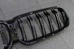 กระจังหน้า BMW G32 Series 6 LCI เส้นคู่ สีดำเงา