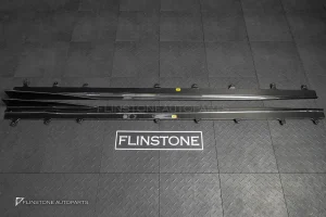 สเกิร์ตข้าง Carbon fiber สำหรับ BMW G42 Series 2 ทรง Future design