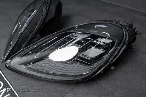 ไฟหน้า สำหรับ PORSCHE CAYENNE E3 ทรง PDLS 2025