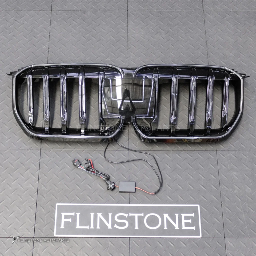 กระจังหน้า LED สำหรับ BMW X1 U11 เส้นเดี่ยว สีดำเงา