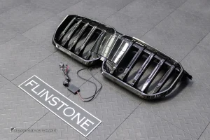 กระจังหน้า LED สำหรับ BMW X1 U11 เส้นเดี่ยว สีดำเงา
