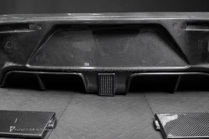 ดิฟฟิวเซอร์ Carbon Fiber Porsche Taycan Mansory